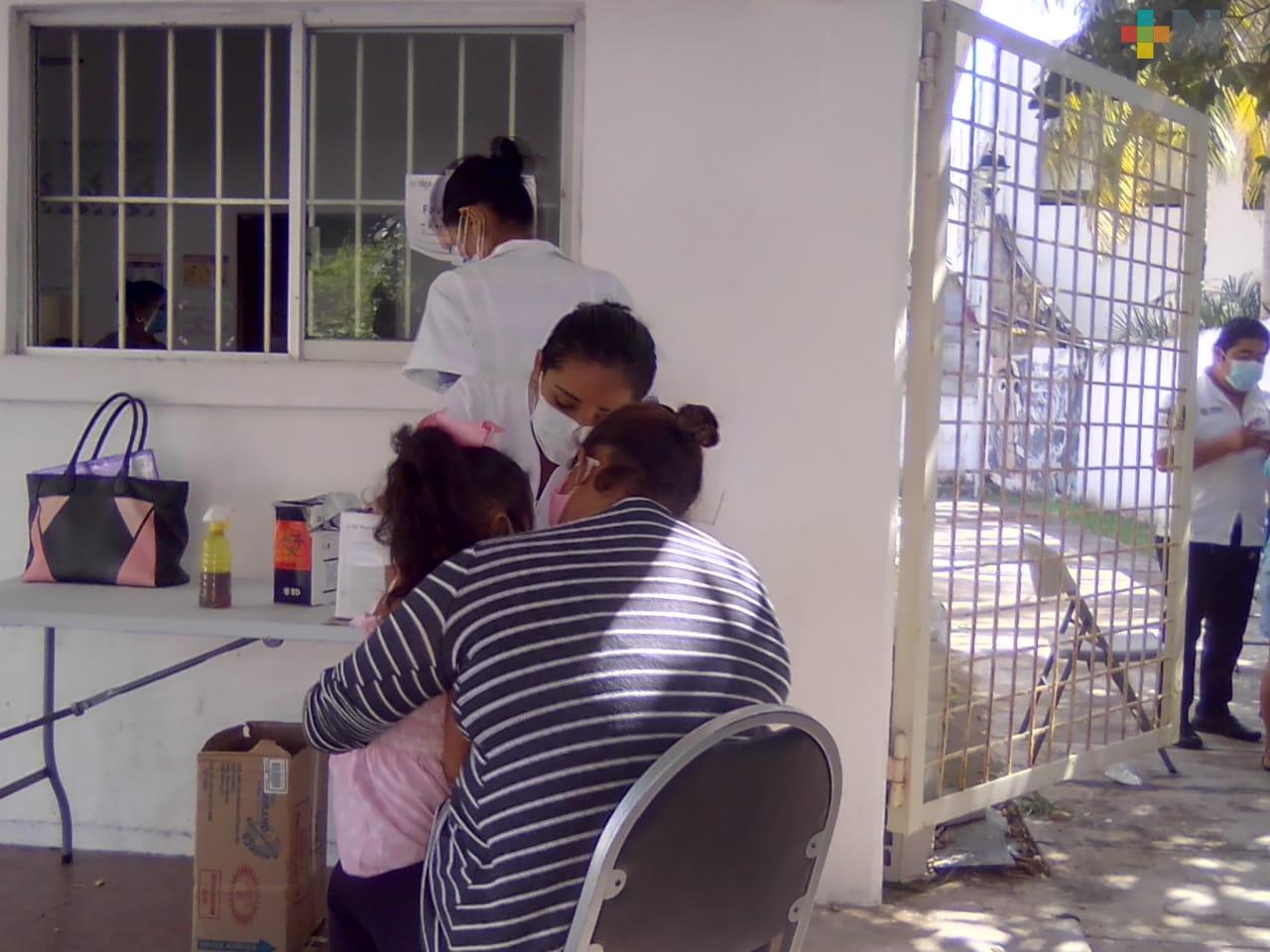 En Centro de Salud de Boca del Río continúa vacunación contra influenza