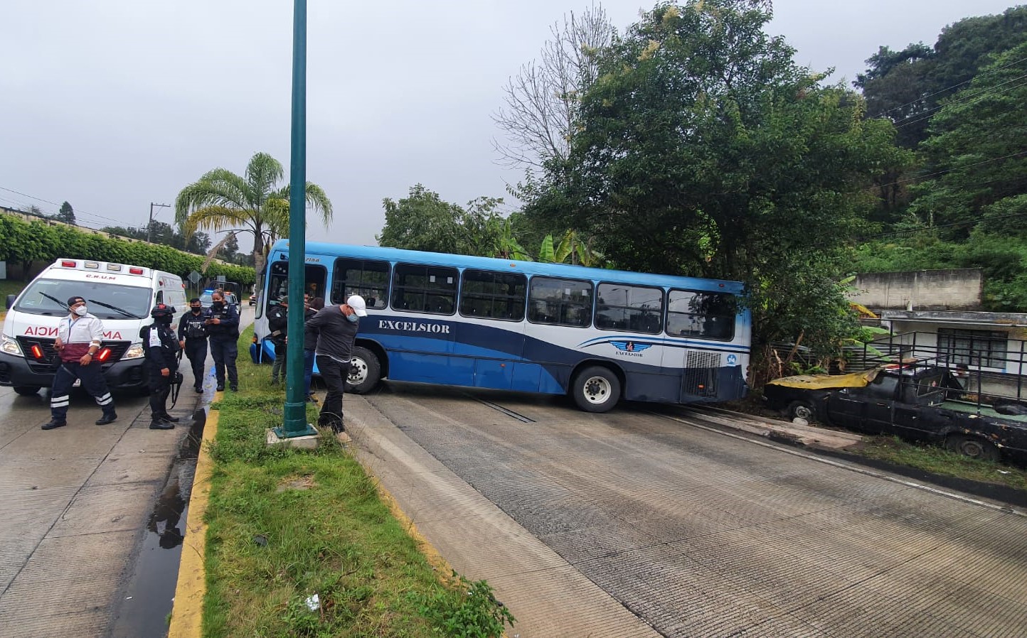 Nuevamente la carretera Xalapa-Coatepec registra accidentes