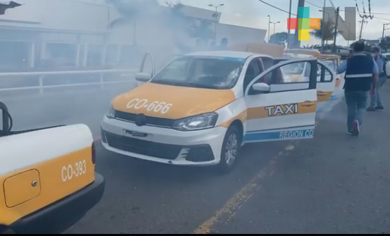 Desinfectan taxis en terminales de autobuses de Córdoba