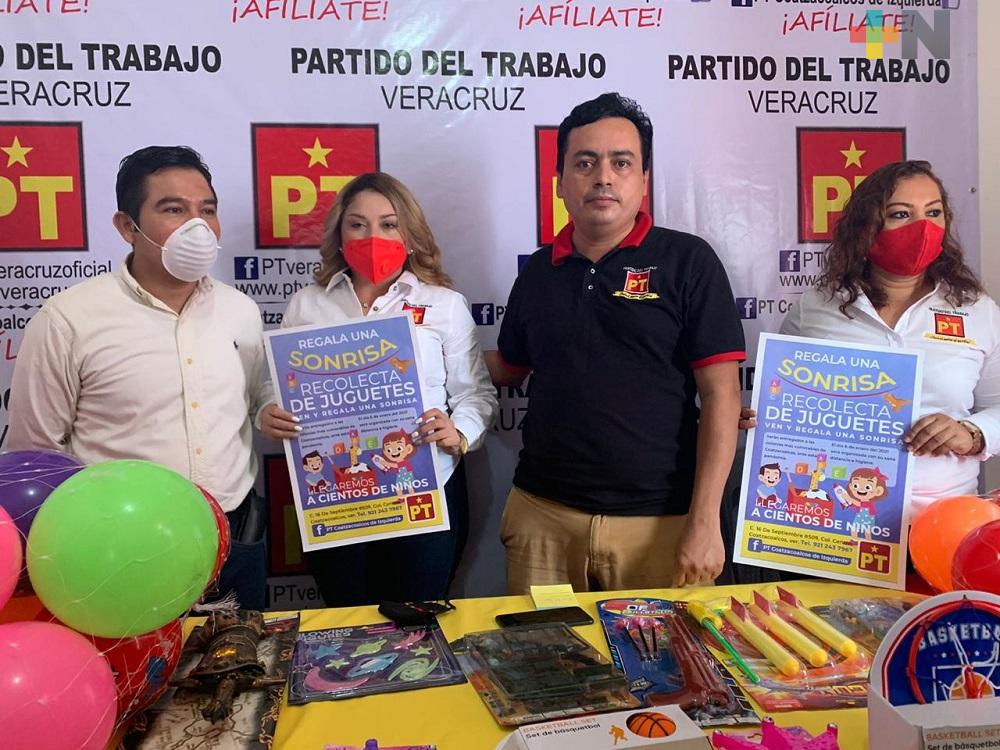 En Coatzacoalcos, PT arranca campaña de colecta de juguetes