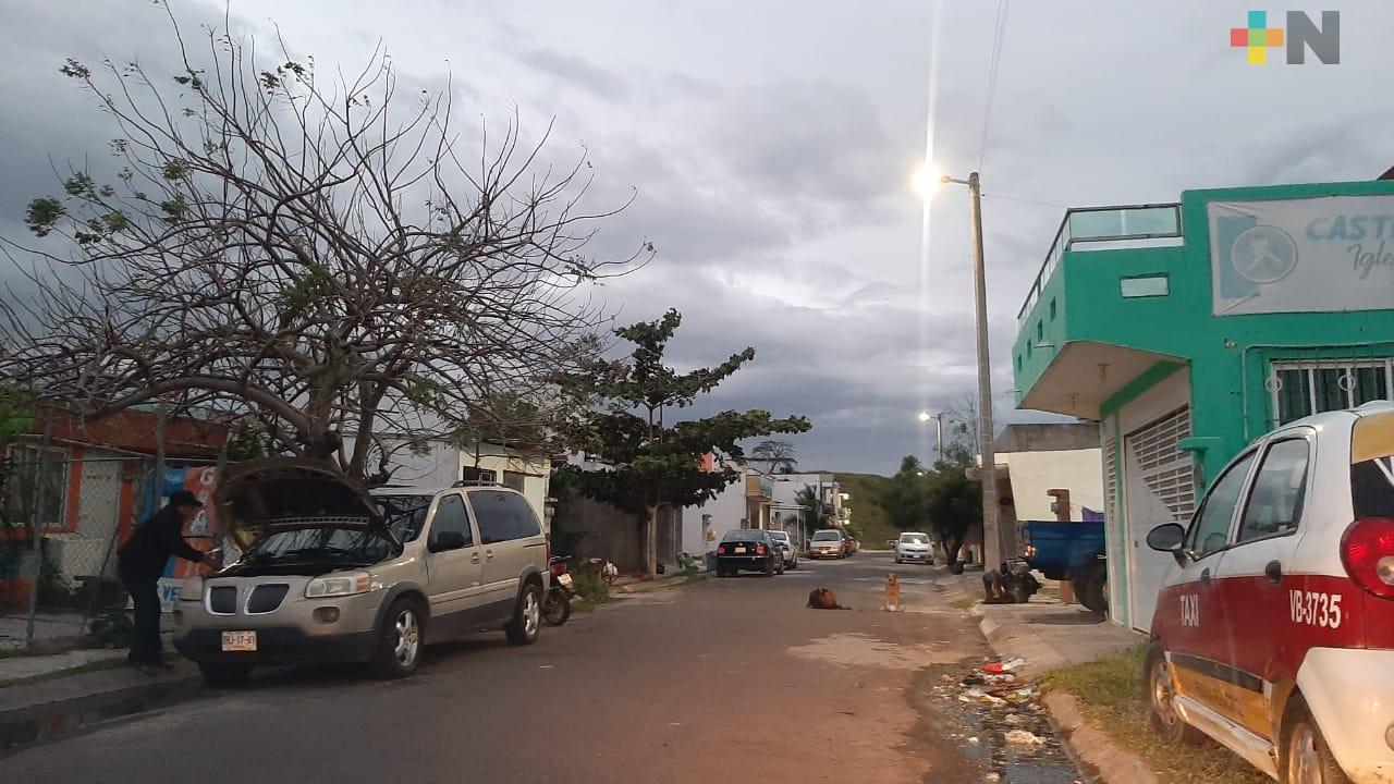 Preocupa a vecinos inseguridad en Lomas de Río Medio 4