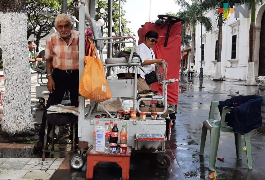 Cómo es el regreso a trabajar, cuenta bolero del zócalo de Veracruz