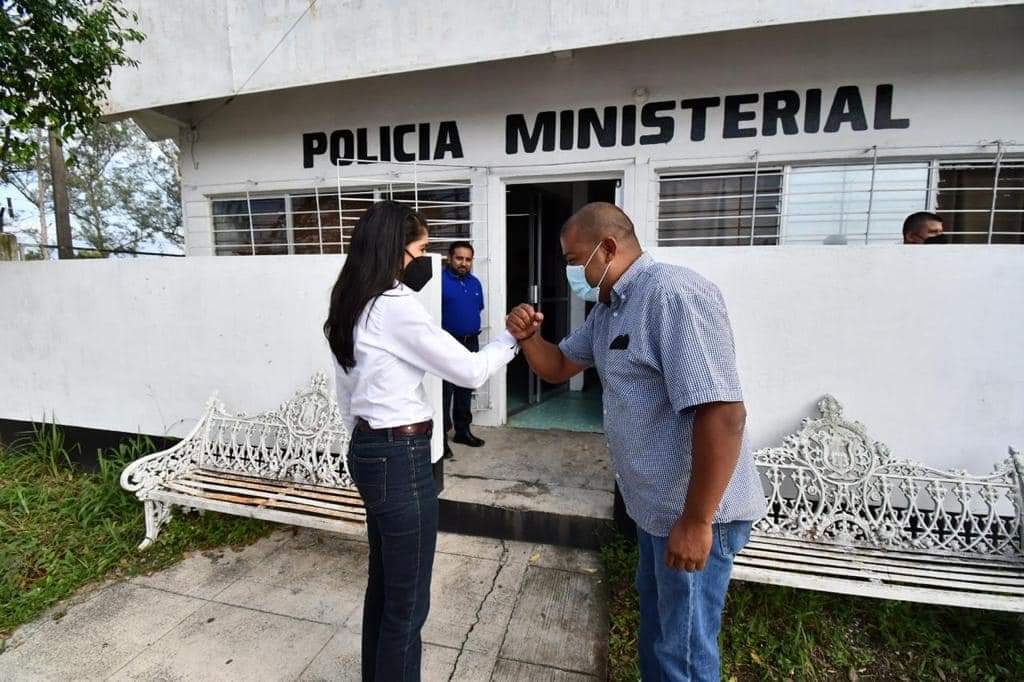 Recorrió la fiscal General del Estado, unidades integrales en Martínez de la Torre y Misantla
