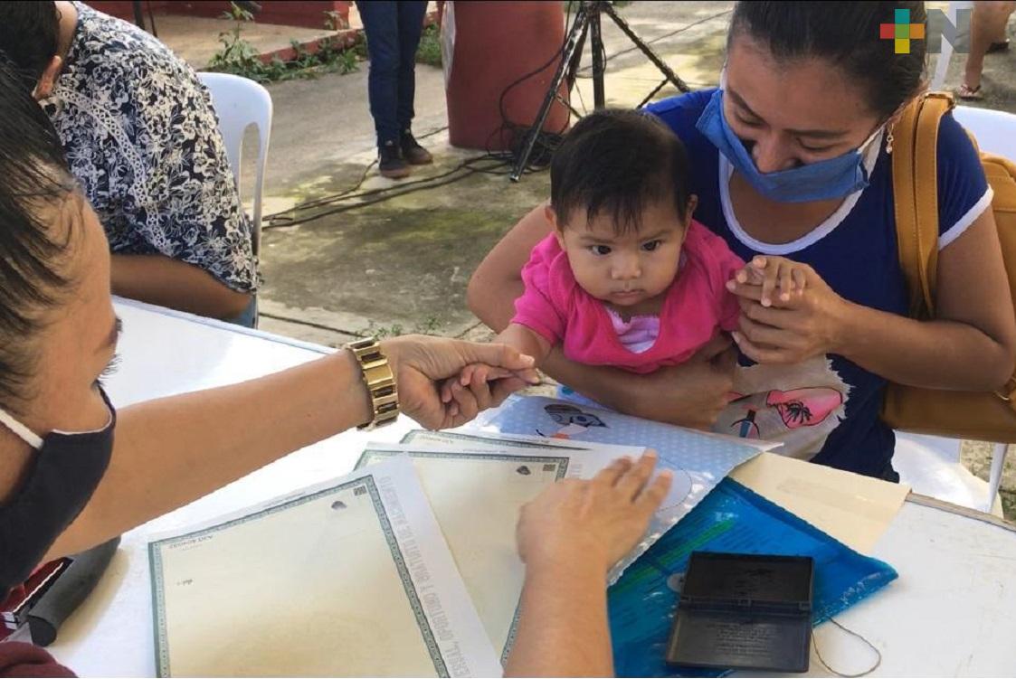 Mínimo el número de registros no presenciales de recién nacidos en Coatzacoalcos