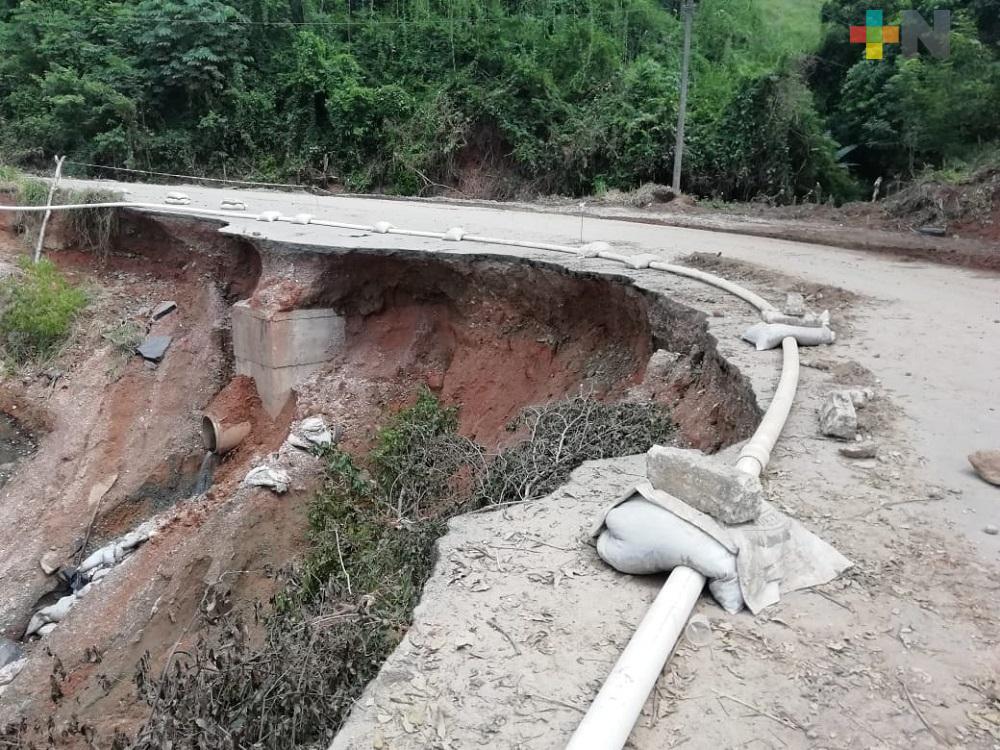 SCT y SIOP inician levantamiento de daños en vías de comunicación de Las Choapas