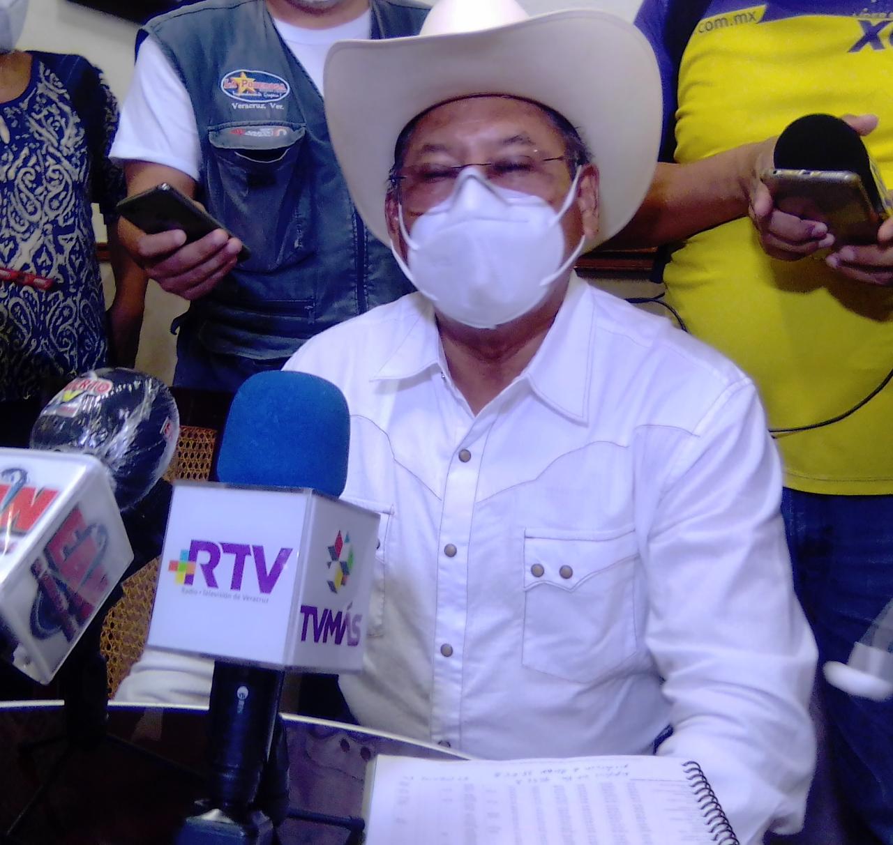 Alcalde de Ángel R. Cabada exhorta a población a ser solidarios y responsables para combatir pandemia