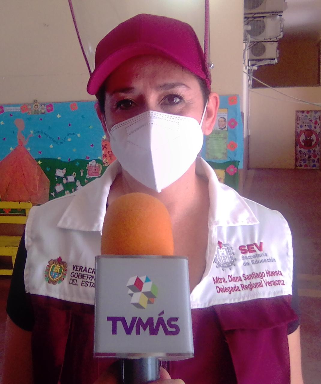 Coordinación entre ciudadanos y autoridades, importante para evitar robos en escuela: Diana Santiago