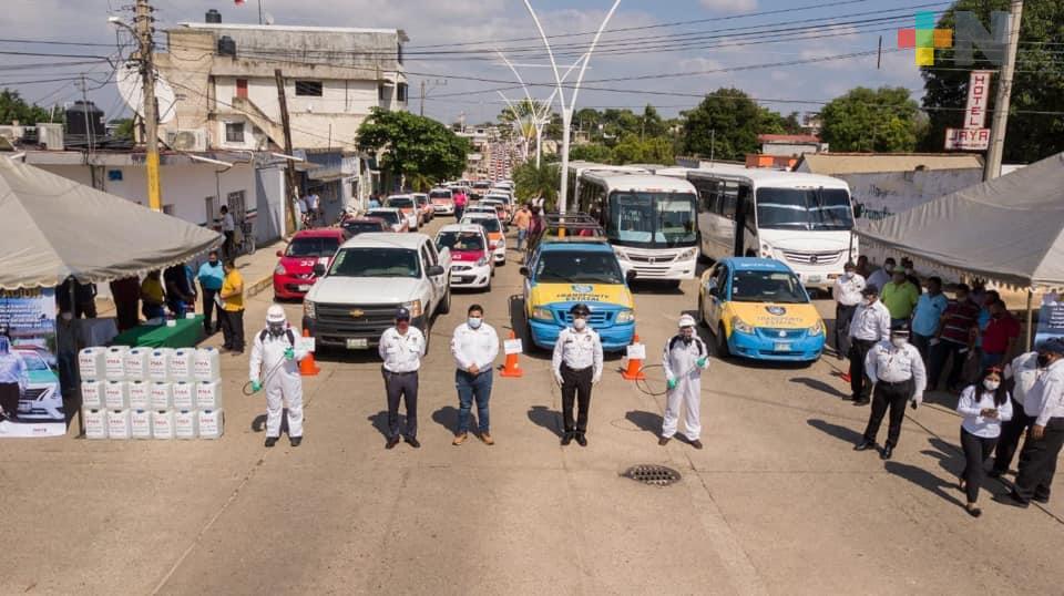 En Acayucan, realizan jornada de desinfección de transporte público
