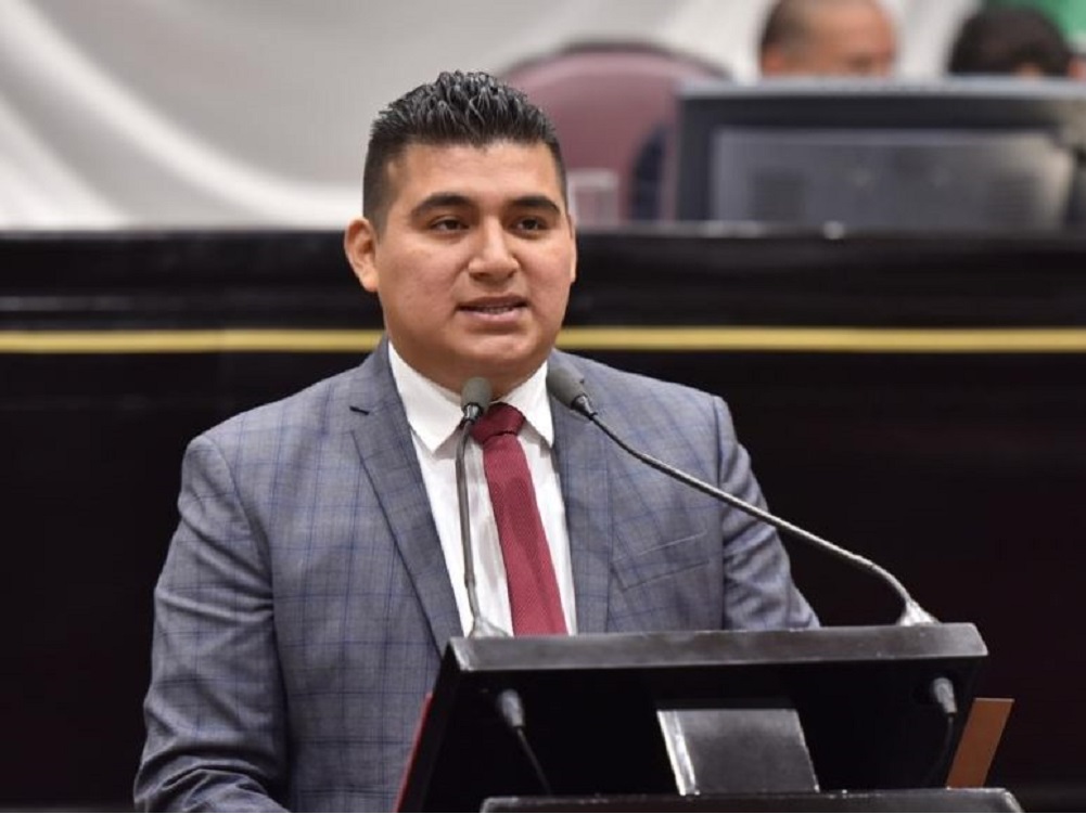 Propone diputado reducir el número de comisionados de la CEAPP