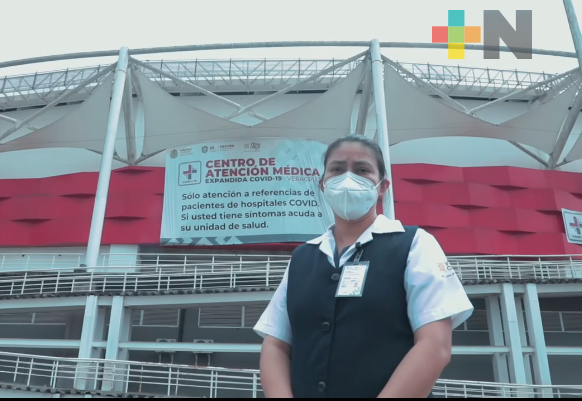 Senen, una de las enfermeras que se sumó al Centro de Atención Médica expandida de Xalapa