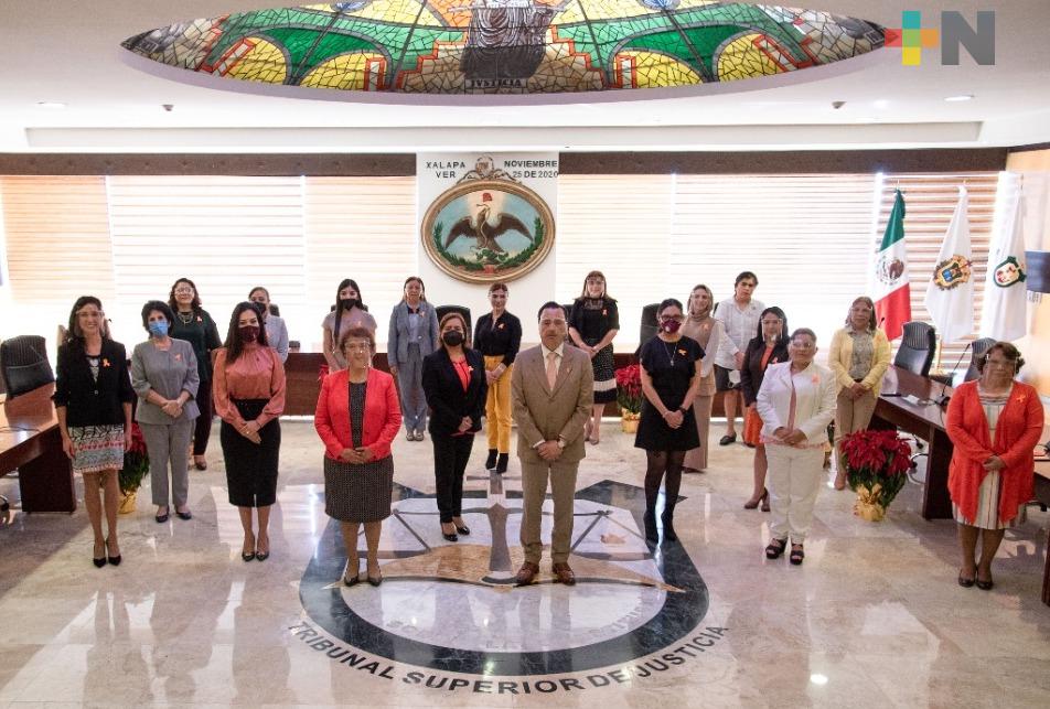 Un Poder Judicial fuerte, gracias a sus mujeres: Cuitláhuac García