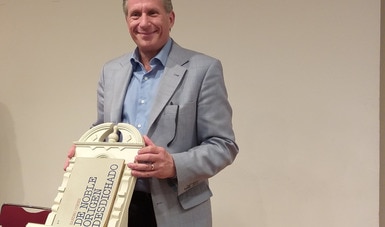 Sandro Cohen deja imprescindible legado literario y académico a México