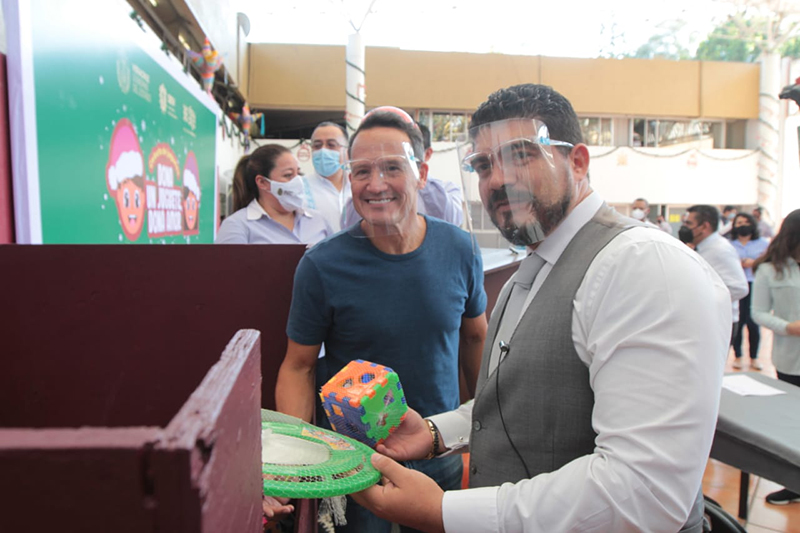 SEV inicia campaña anual “Dona un juguete, dona amor”