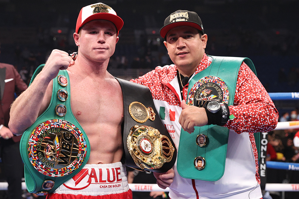 «Canelo» Álvarez logró su séptimo campeonato mundial
