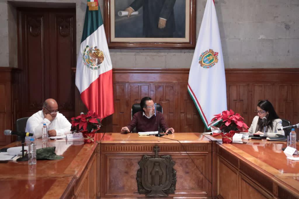 Gobernador de Veracruz reconoce a Fiscalía por sentencias a feminicidas y secuestradores