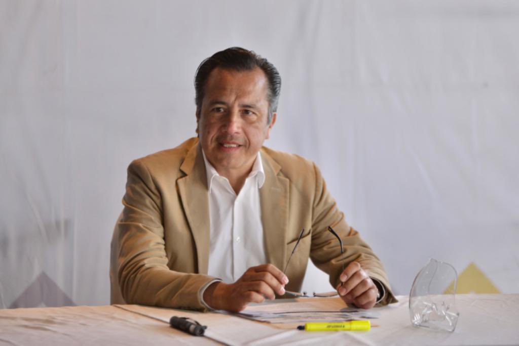Si hubiera un referéndum, la mayoría de veracruzanos aprobaría continuidad de Cuitláhuac García, revela encuesta
