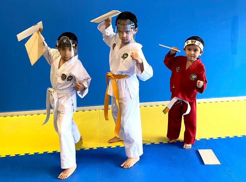 Evaluaron a taekwondoines de Moo Duk Kwan CEULVER-Veracruz