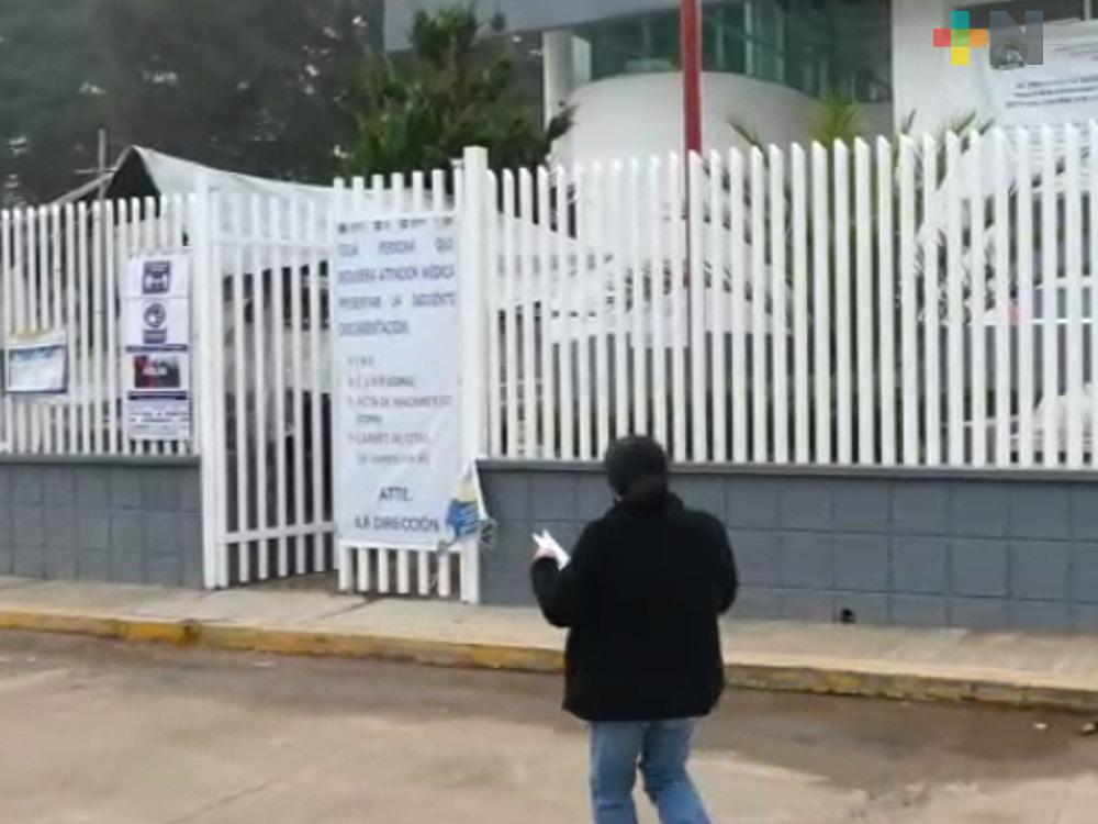 En Huayacocotla se mantiene el módulo de vacunación en hospital comunitario