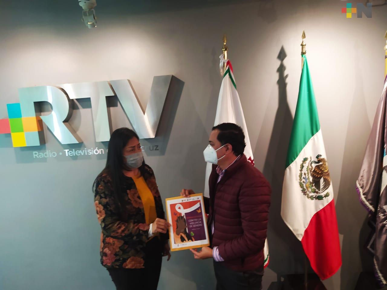 IVM entregó a RTV material para promover y difundir  derechos de las mujeres