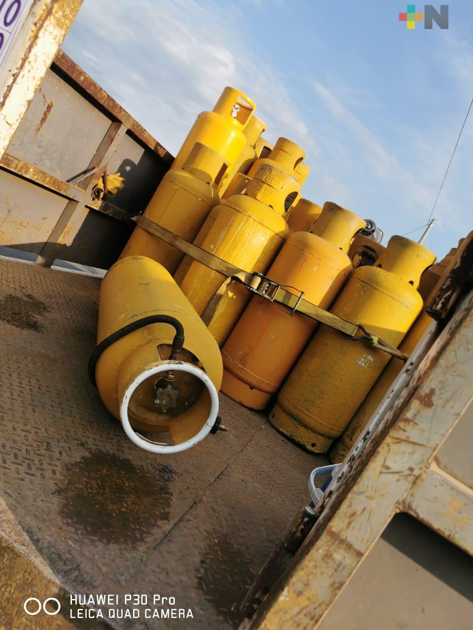 Detiene SSP a 9 personas por presunta «ordeña» de gas LP