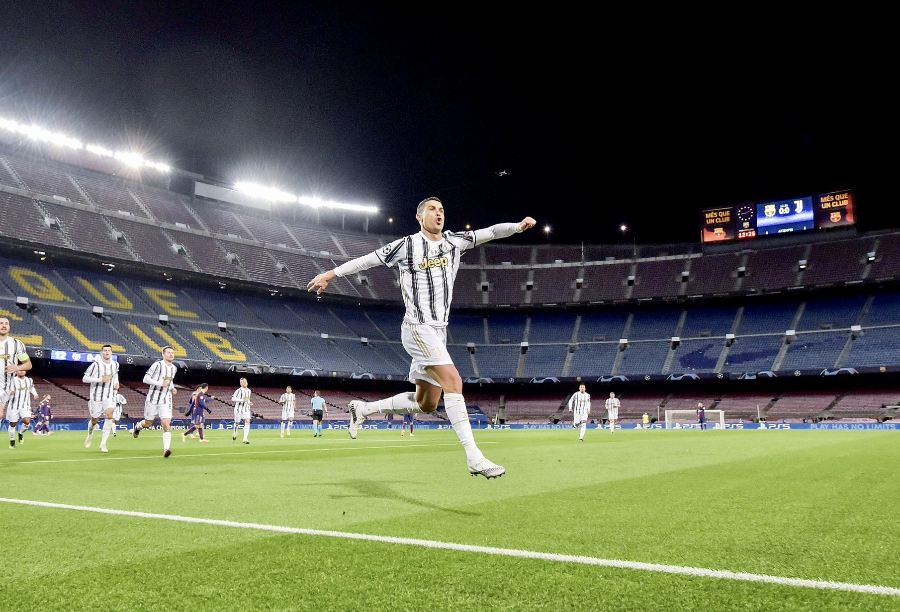 Con dos goles de CR7, la Juventus derrotó 3-0 al Barcelona en la Champions League