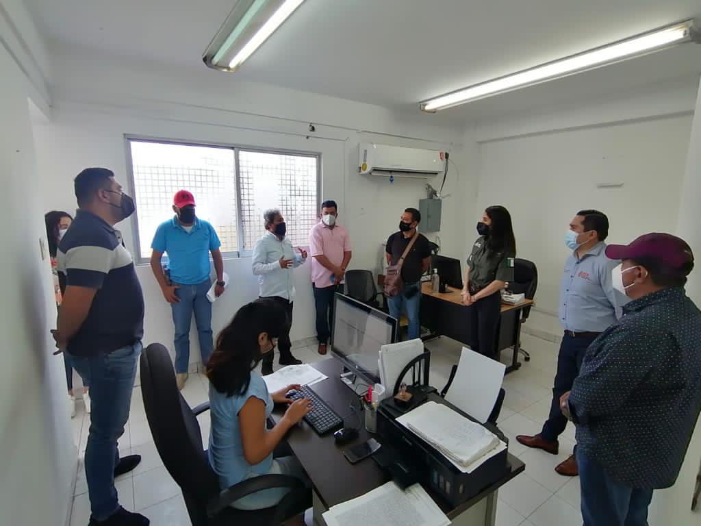 En la Fiscalía de Veracruz no serán toleradas acciones al margen de la ley: Hernández Giadáns
