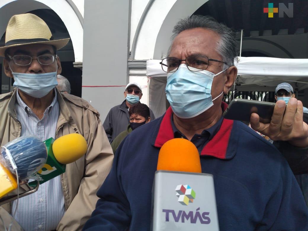 Movimiento Civil Independiente entrega pliegue petitorio al Ayuntamiento de Veracruz