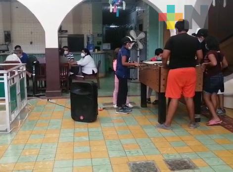 Niños de Casa Hogar El Buen Samaritano fueron trasladados a hotel del Centro Histórico de Veracruz