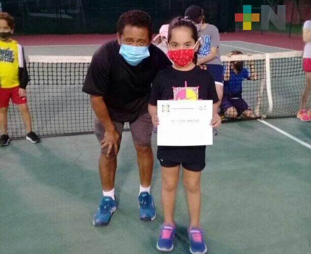 Concluyen actividades del año, en Academia de Las Palmas Racquet Club