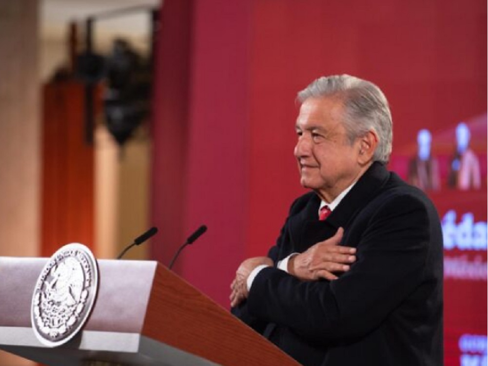 Presidente reitera llamado para quedarse en casa durante las celebraciones decembrinas