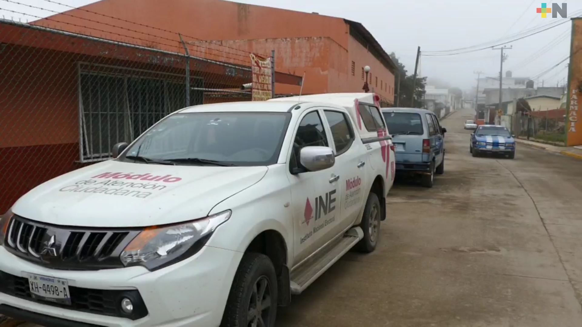 Módulo itinerante del INE en Huayacocotla entrega credenciales para votar