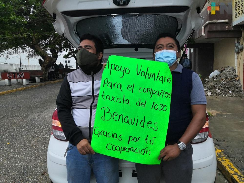 Taxistas de Coatzacoalcos realizan colecta en apoyo a compañero internado en hospital