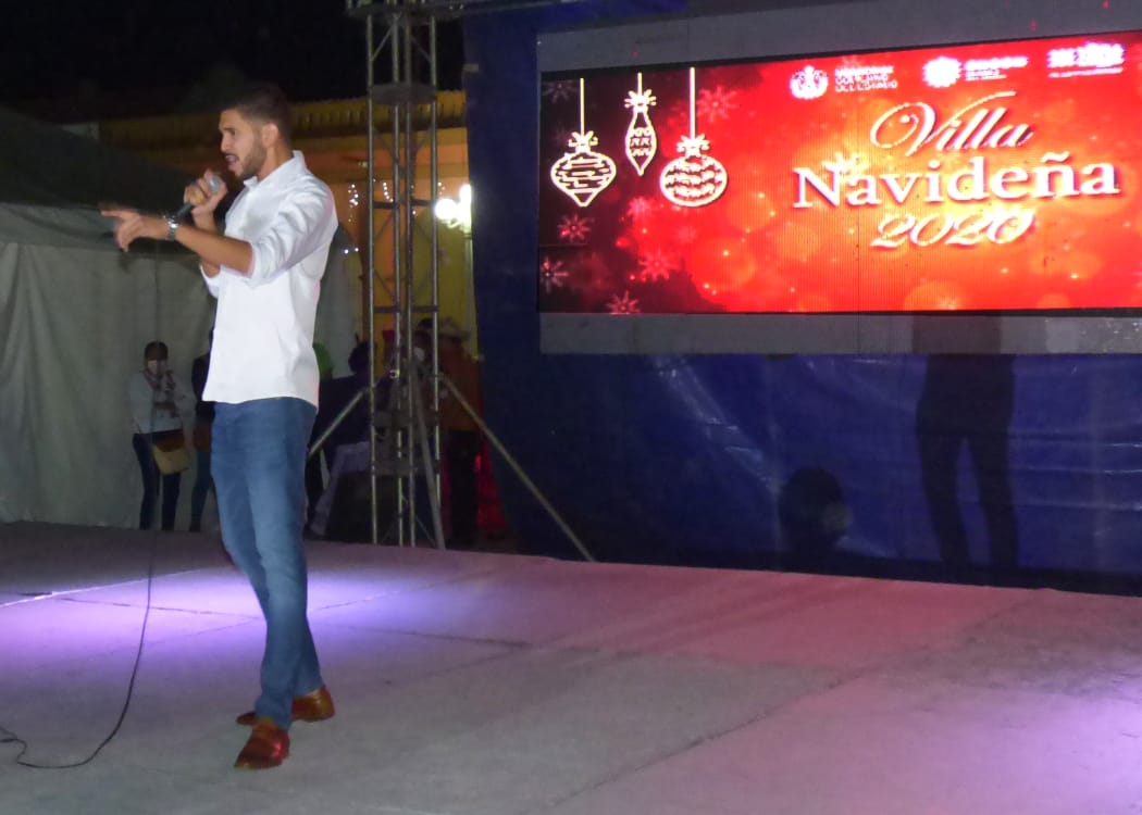 Expresiones culturales brillan en la Villa Navideña de Otatitlán