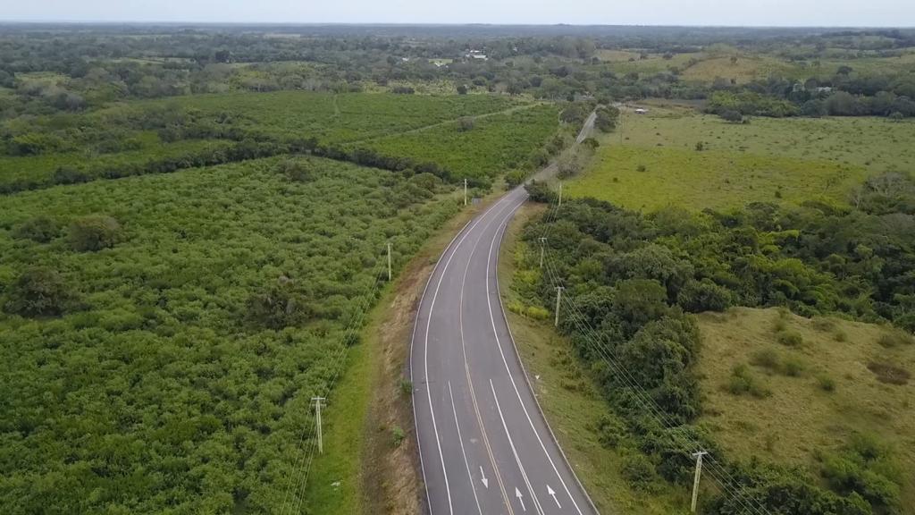 Mejores carreteras para la Huasteca y el Totonacapan son una realidad: Gobernador
