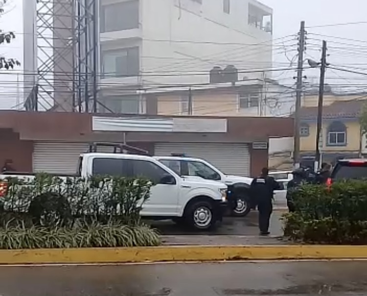 Fuerte balacera se registró la tarde de este miércoles a un costado de la avenida Murillo Vidal de Xalapa