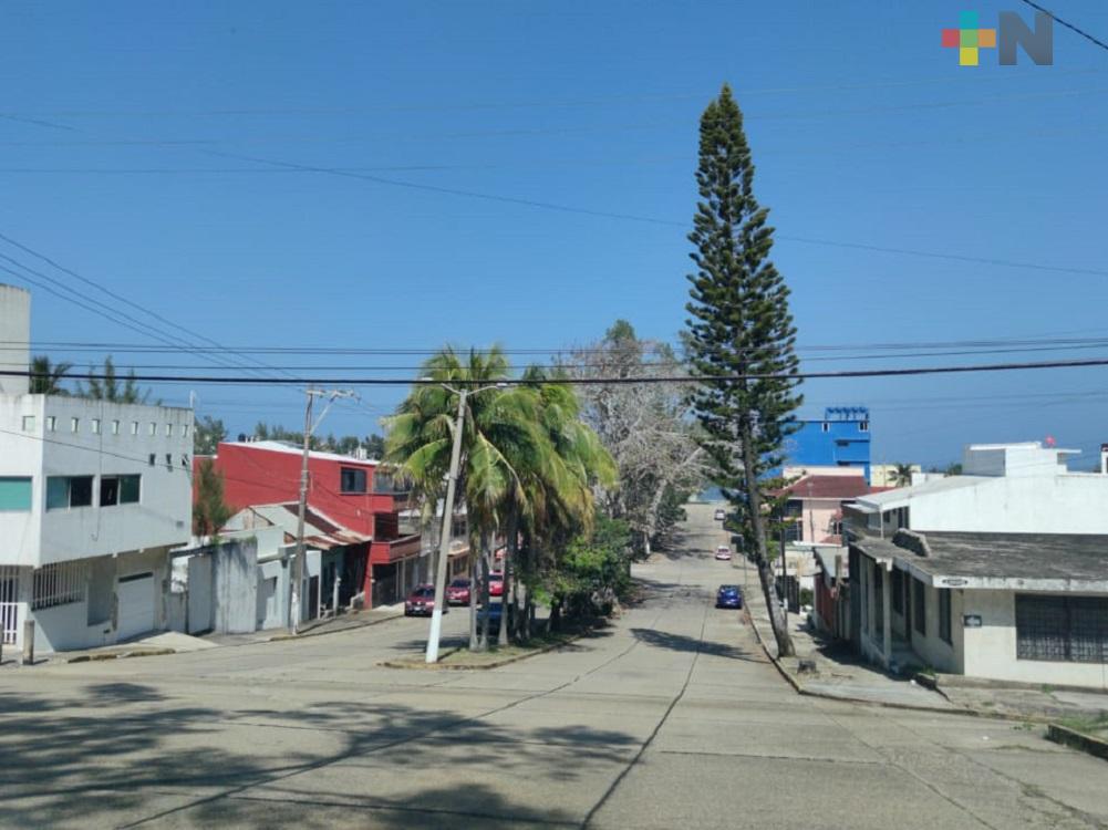 Ambiente diurno cálido y bajo potencial de lluvias en gran parte del territorio veracruzano