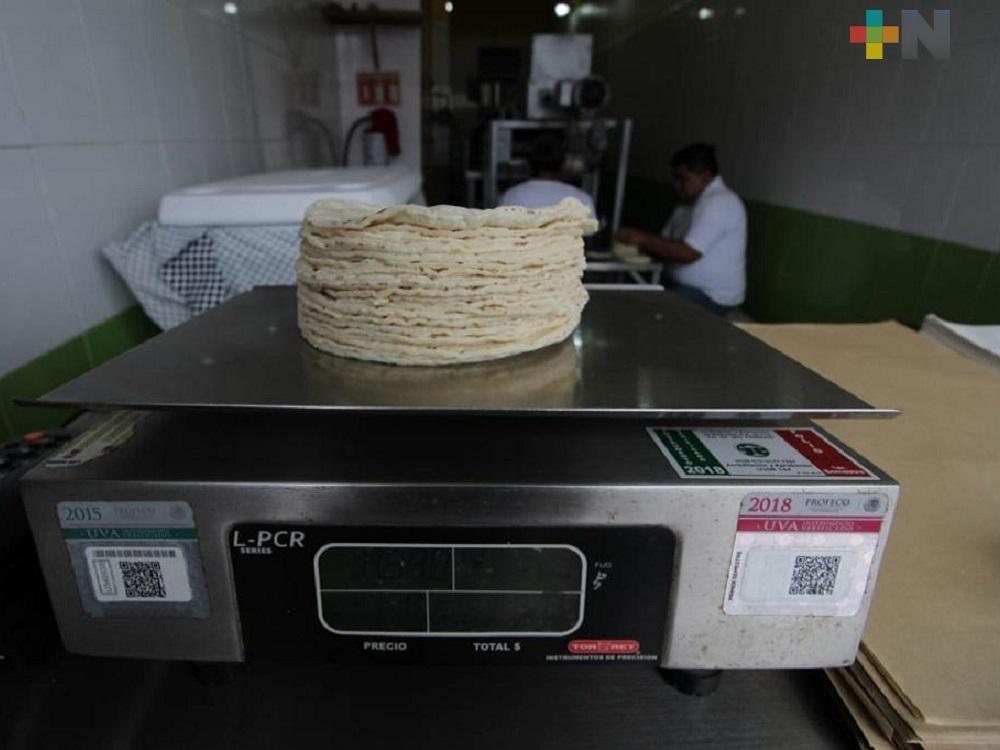 Aumentan algunos negocios de Xalapa precio en kilogramo de masa y tortilla