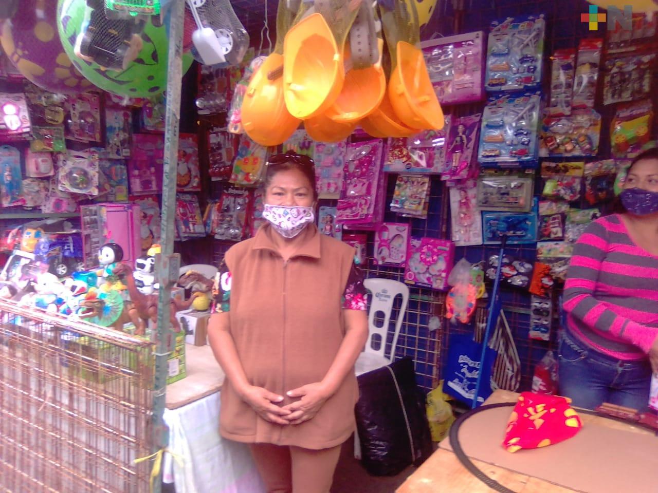 En Feria del Juguete del puerto de Veracruz esperan mejoren sus ventas