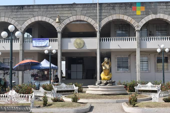 Gobierno de Veracruz transfirió al ayuntamiento de Cosoleacaque el servicio de agua potable