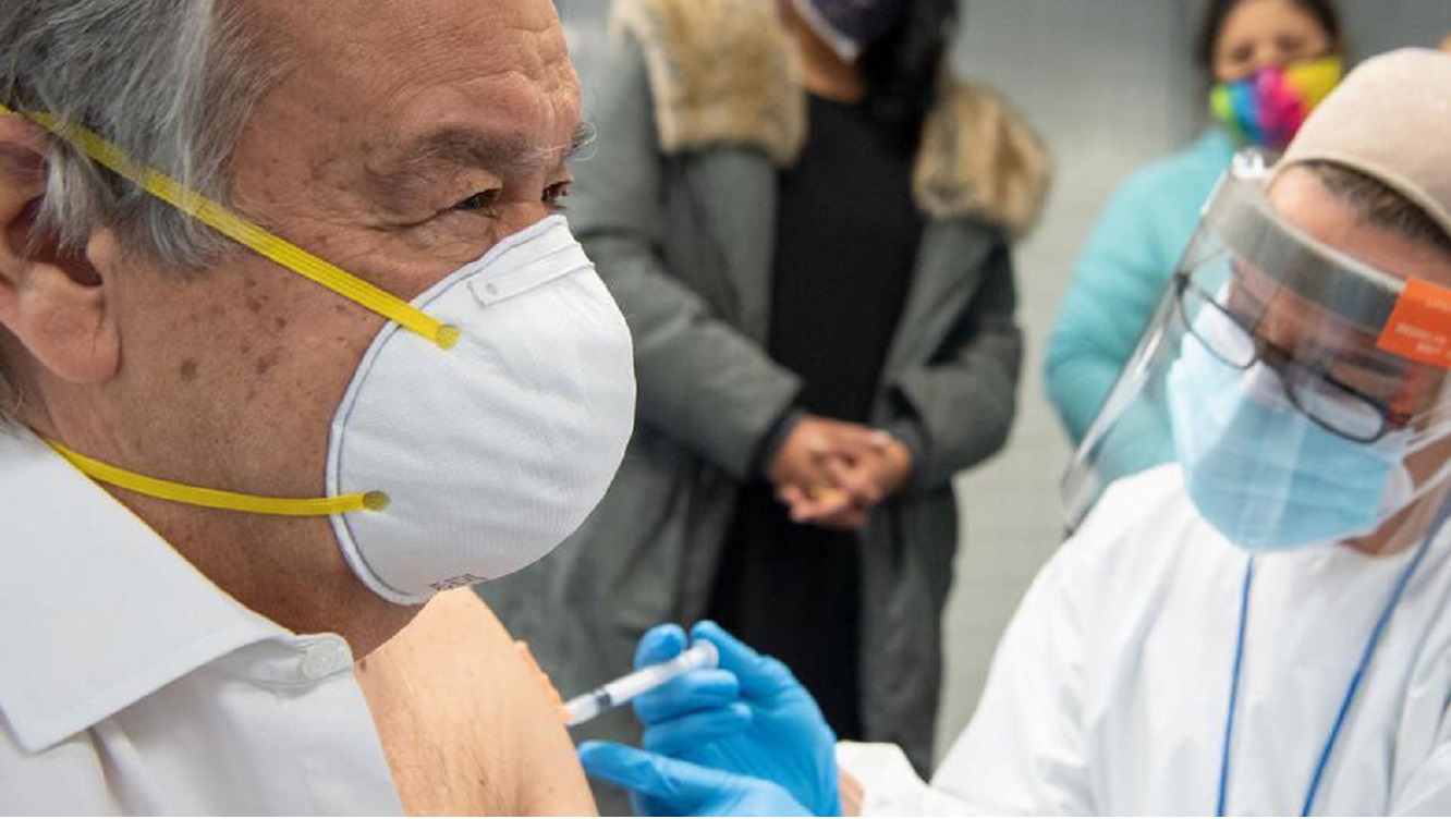 Secretario General de la ONU recibe en Nueva York primera dosis de vacuna contra COVID-19