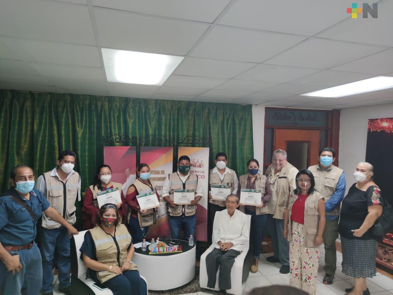 Instituye delegación estatal de Bienestar, premio para reconocer trabajo de Servidores de la Nación