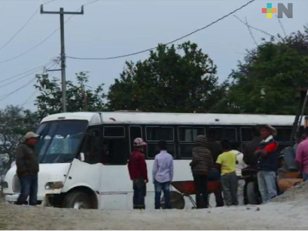 Suspenden servicio de transporte de pasajeros en la Sierra de Huayacocotla