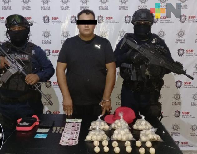 Detiene a empleado de Pemex por comercializar huevos de tortuga en redes sociales