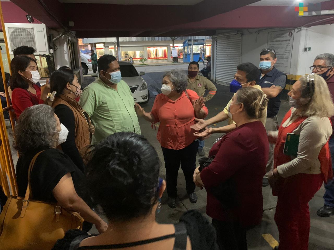 Locatarios del Mercado Coatzacoalcos solicitan extender horario de atención
