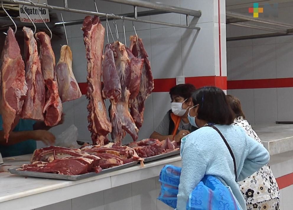 Sube precio del pollo, carne de res y cerdo en Coatzacoalcos
