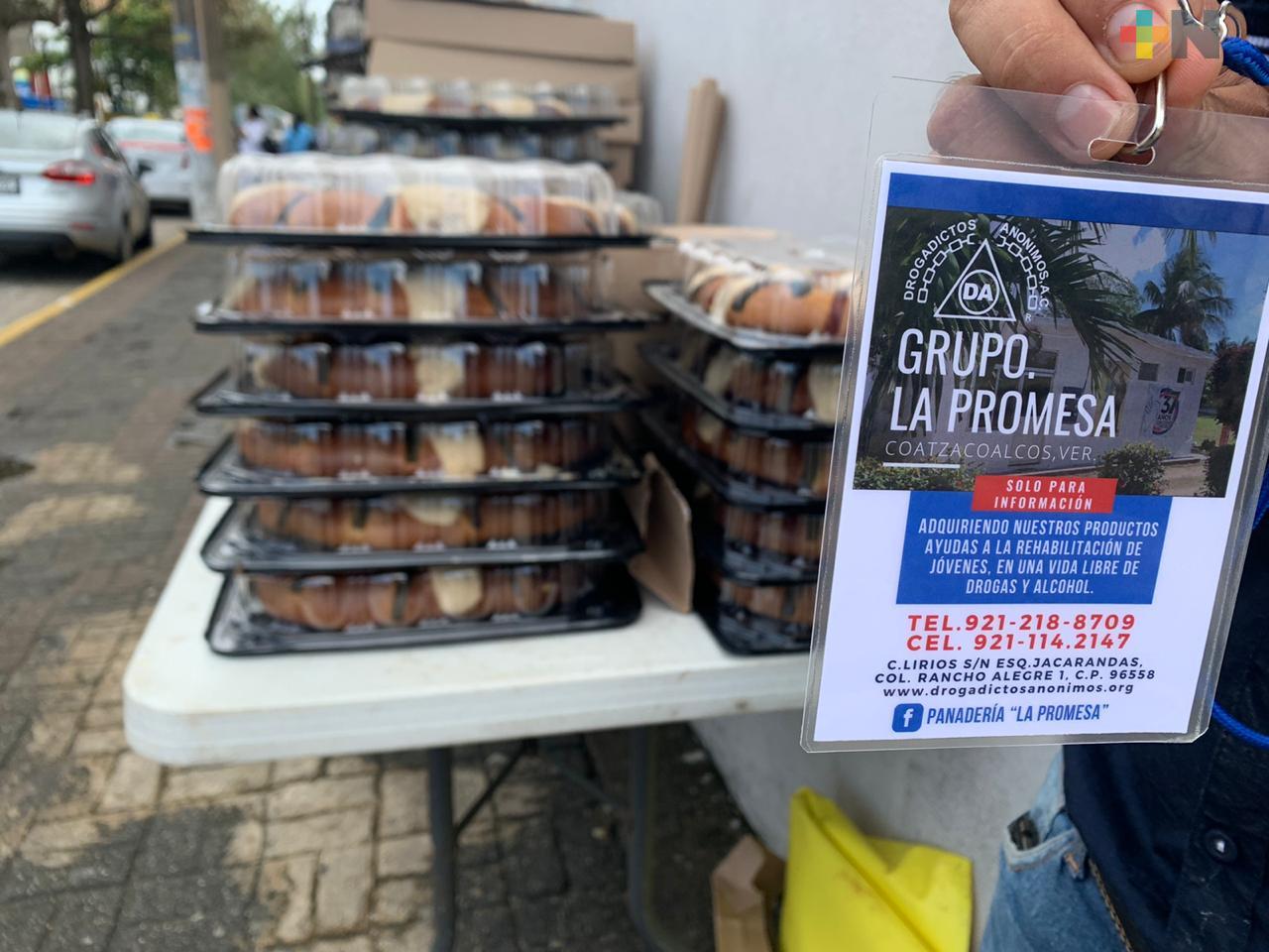 Grupo «La Promesa” comenzó con su tradicional venta de roscas de Reyes en Coatzacoalcos
