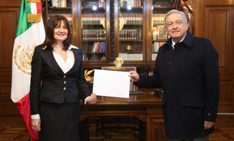Presidente López Obrador recibe cartas credenciales de cinco embajadores