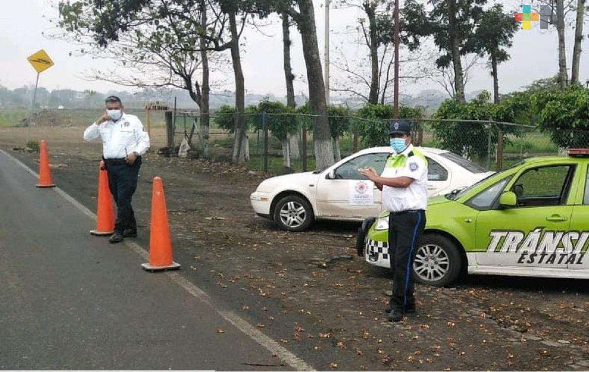Ayuntamiento de Cuichapa,  Tránsito del Estado y Policía Estatal instalan filtro en carretera Yanga-Omealca