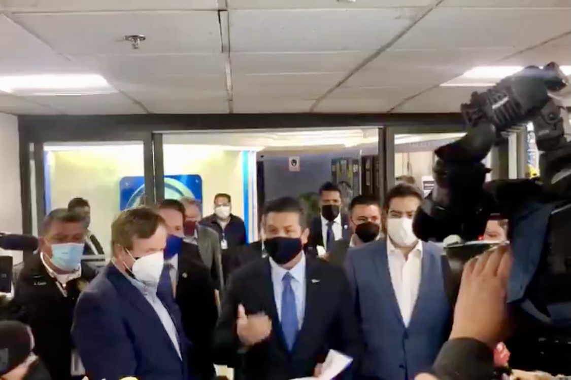 Gobernador de Tamaulipas  llegó a la Cámara de Diputados para que notifiquen acusaciones