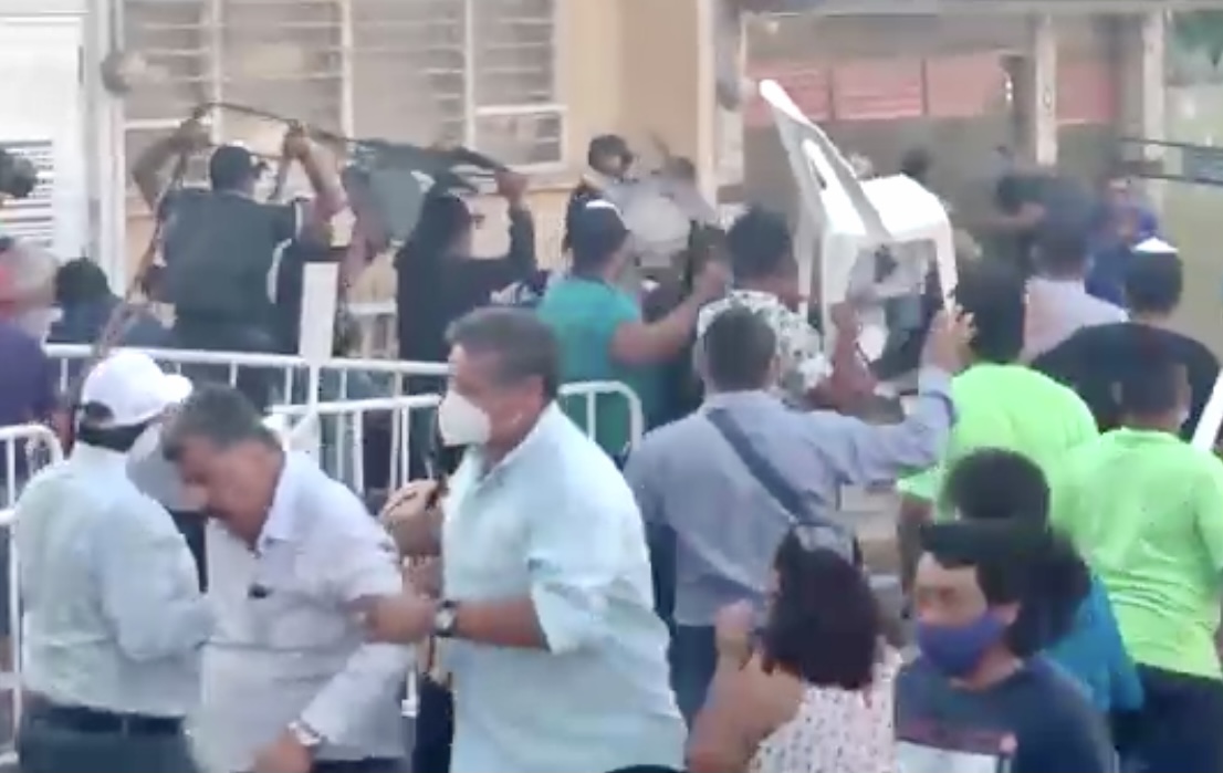 Panistas se enfrentaron en el puerto de Veracruz; acusaron a seguidores de Yunes Márquez de iniciar la reyerta